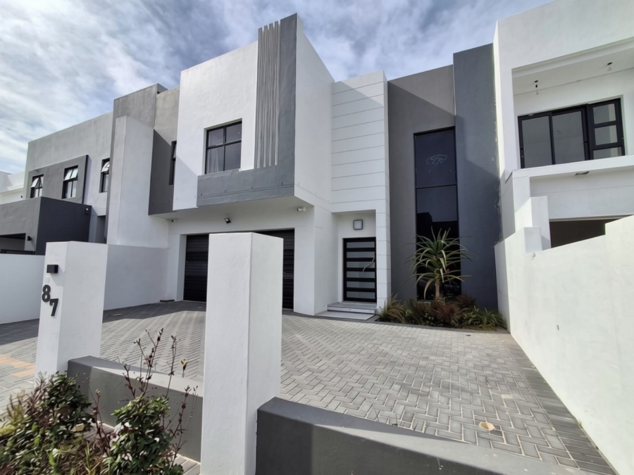 4 Bedroom Property for Sale in Sandown Western Cape